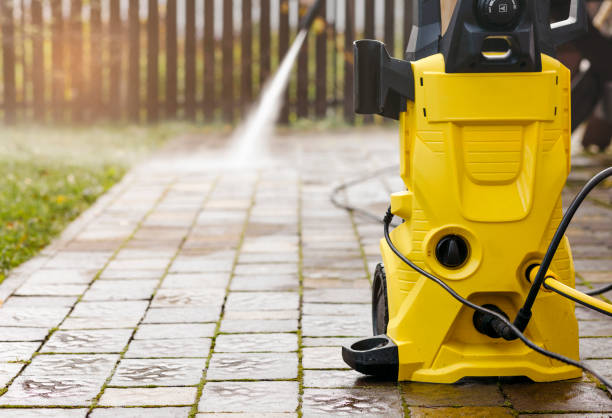 Best Gutter Cleaning  in Head Of The Harbor, NY